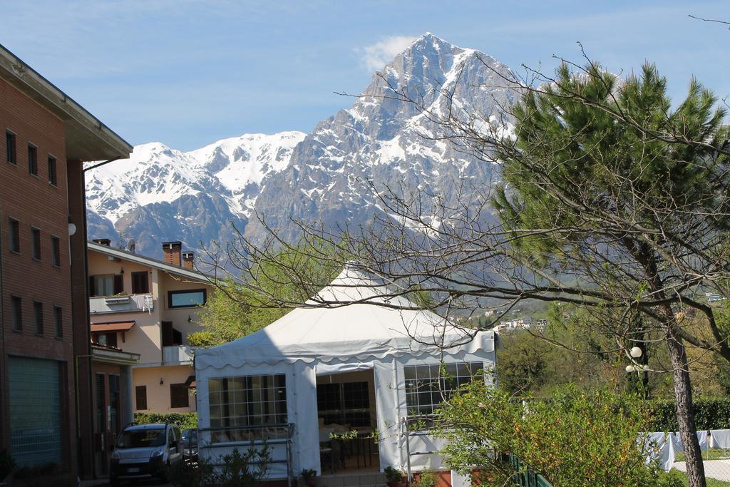 Residence La Piscina Isola del Gran Sasso dʼItalia Exterior foto