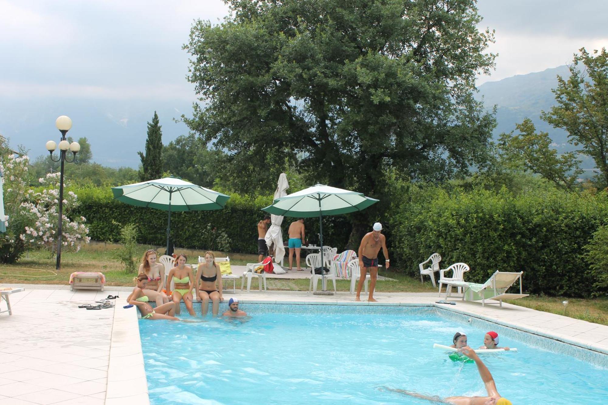 Residence La Piscina Isola del Gran Sasso dʼItalia Exterior foto