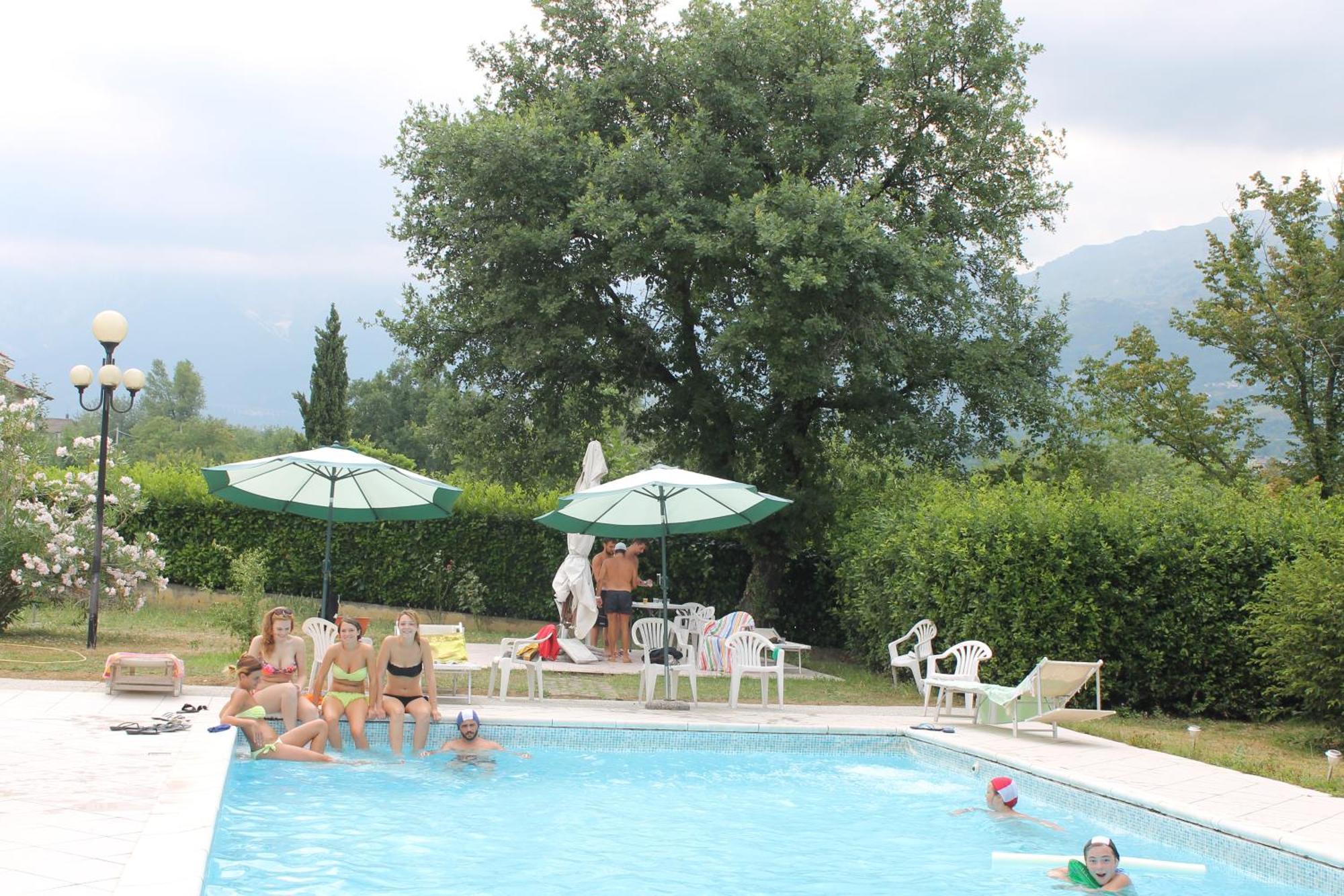 Residence La Piscina Isola del Gran Sasso dʼItalia Exterior foto