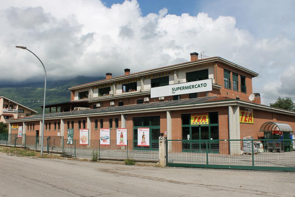 Residence La Piscina Isola del Gran Sasso dʼItalia Exterior foto