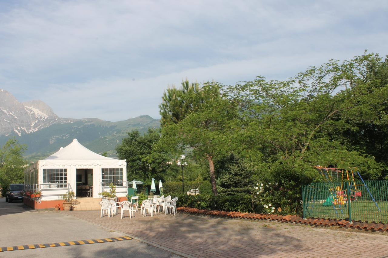 Residence La Piscina Isola del Gran Sasso dʼItalia Exterior foto