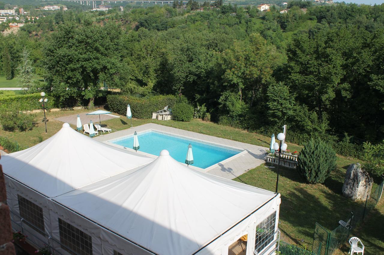 Residence La Piscina Isola del Gran Sasso dʼItalia Exterior foto